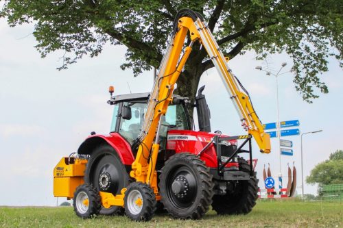Afbeelding van MF 6716S Dyna-VT met Herder Grenadier MBK 512 LSH