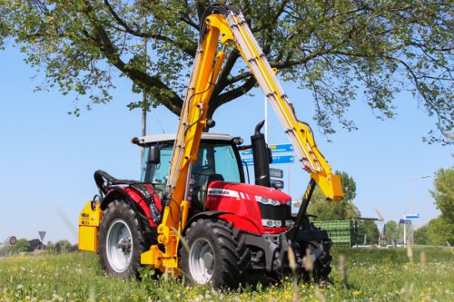 Afbeelding van Massey Ferguson 6716S Dyna-VT met Herder Grenadier MBK 513 LSH