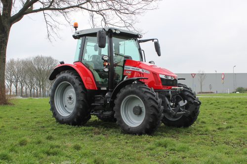 Afbeelding van Massey Ferguson 5713S Efficient Dyna-4
