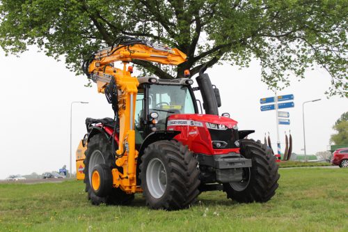 Afbeelding van Massey Ferguson 7718S Dyna-VT met Herder Grenadier MBK 513 LSH PRO