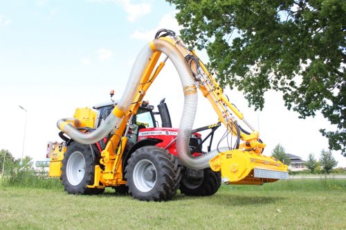 Afbeelding van Massey Ferguson 7718S met Herder Grenadier MBKA 513 LSH