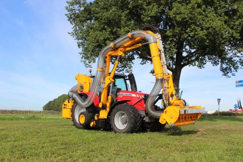 Afbeelding van Massey Ferguson 7718 Dyna-VT met Herder Grenadier MBKA 523 LSH