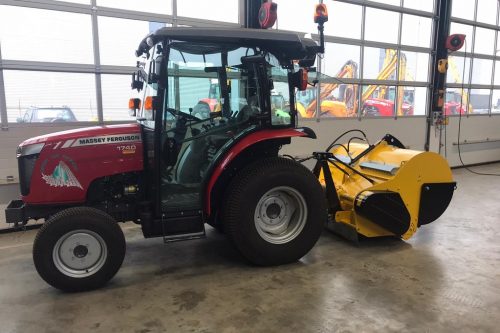 Afbeelding van Massey Ferguson 1740 HC met Omarv Alba 140