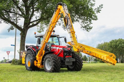 Afbeelding van Massey Ferguson 7719S Dyna-VT met Herder Grenadier MBK 513 LSH