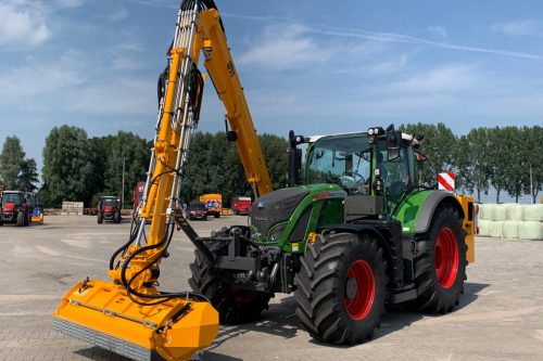 Afbeelding van Fendt 718 S4 Power Plus met Herder Grenadier MBK 513 LSH