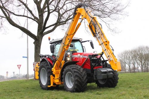 Afbeelding van Massey Ferguson 7718S Dyna-VT met Herder Grenadier MBK 513 LSH